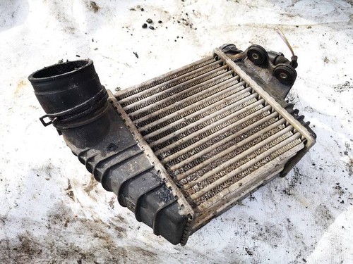 Volkswagen Golf 2001 Intercooler radiator - engine cooler fits cha #1885851-92