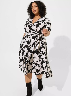 Torrid Surplice Wrap Dress Midi NWT New 2X