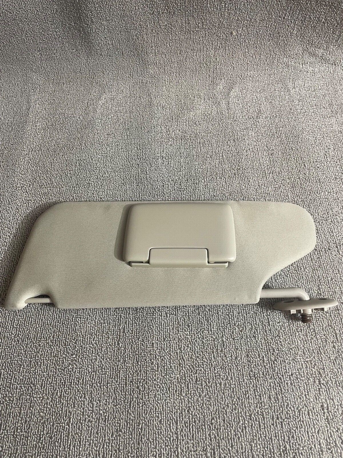 20052010 Jeep Grand Cherokee Driver Sun Visor Mirror Left Sunvisor eBay