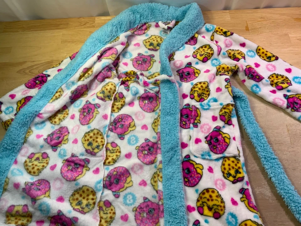 Nueva bata Shopkins para niña talla 10 súper felpa con galletas y donas, ¡¡muy linda!!* Foto 2 de 3