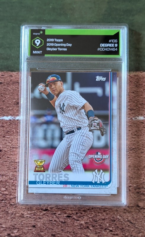 2019 Topps Opening Day - Gleyber Torres #106 Vertical, Fielding