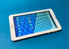 ARCHOS Access 70 3G Tablet, White, Wi-Fi, 8GB, 7" Android, Dual Sim, Unlocked