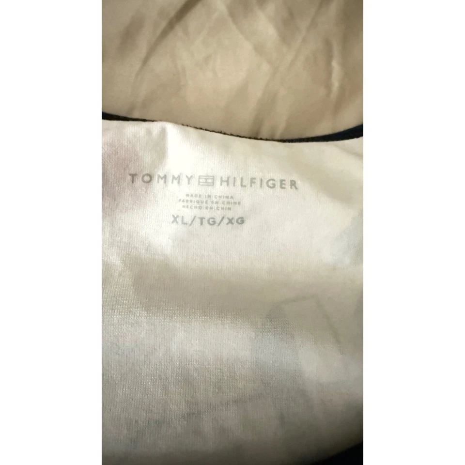 Blusa jeans Tommy Hilfiger branca vermelha logotipo sem mangas GG feminina - Imagem 3 de 4