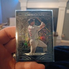 2023 Panini Chronicles #8 Mark McGwire Obsidian Electric Etch 