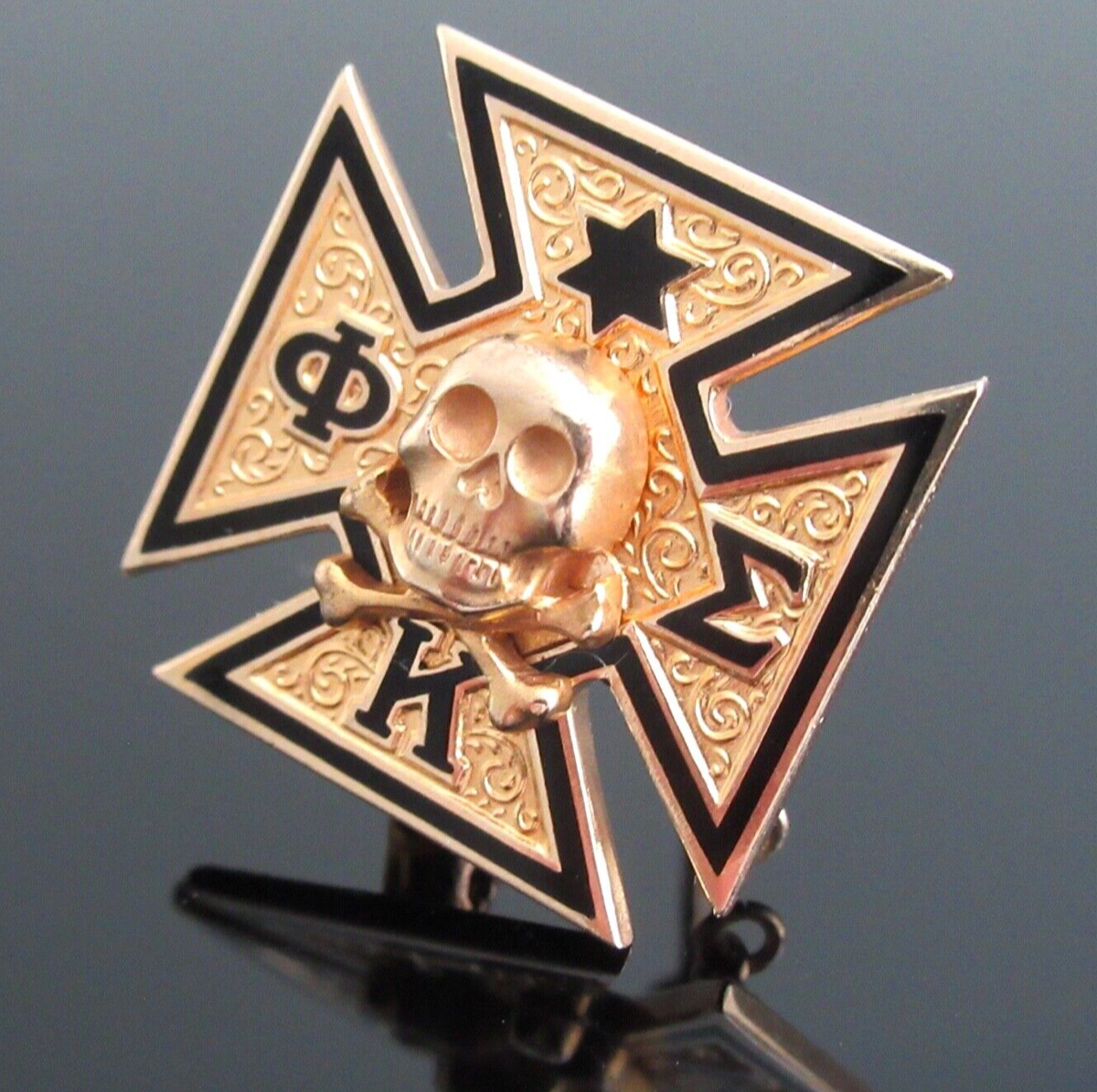 Vintage 14k Gold Phi Kappa Sigma Skull & Cross Bones