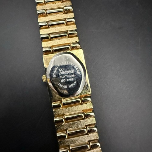Vintage Geneva Platinum No:1267 Bling Rhinestone Crystal Wristwatch Watch Gold - Picture 9 of 20