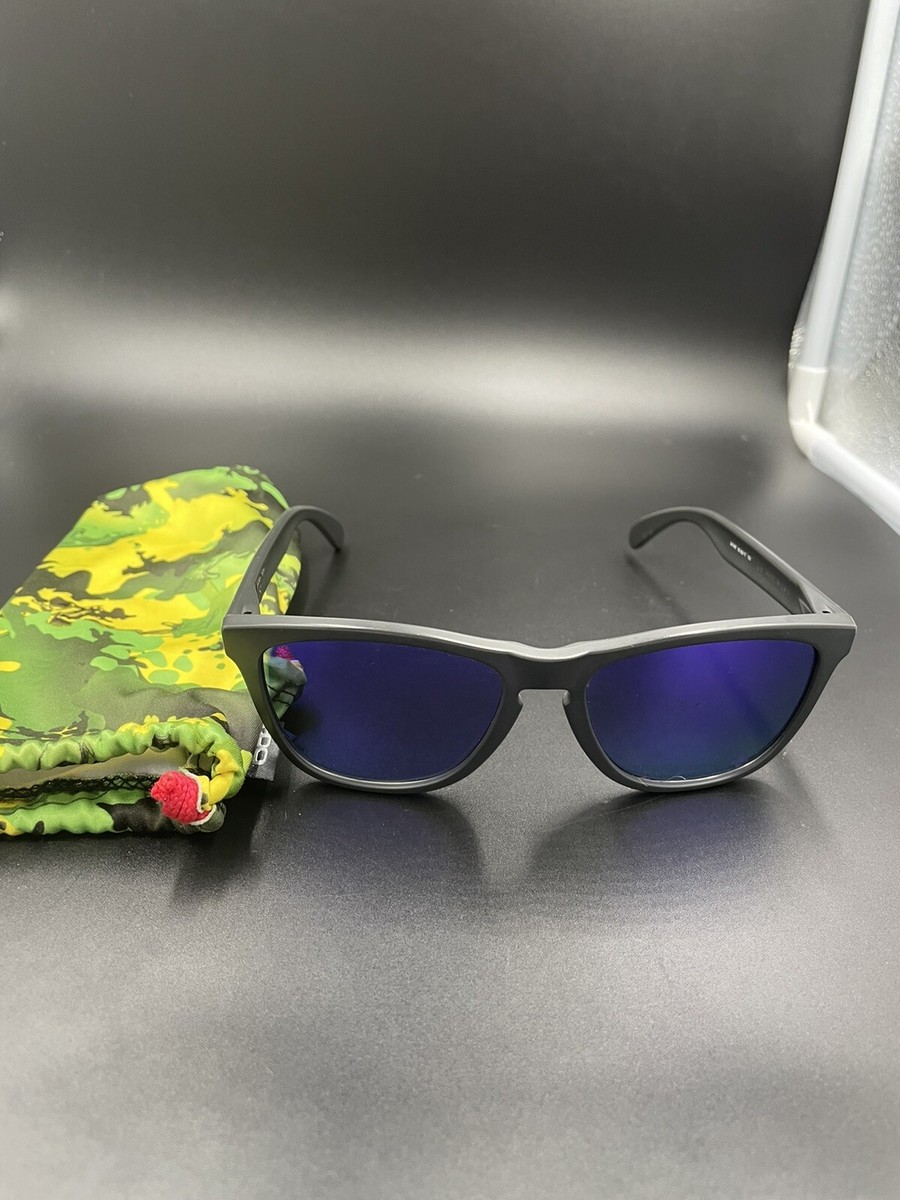 Oakley Infinite Hero Frogskin Carbon w/ Violet Iridium Oakley Infinite Hero Frogskin Carbon w/ Violet Iridium