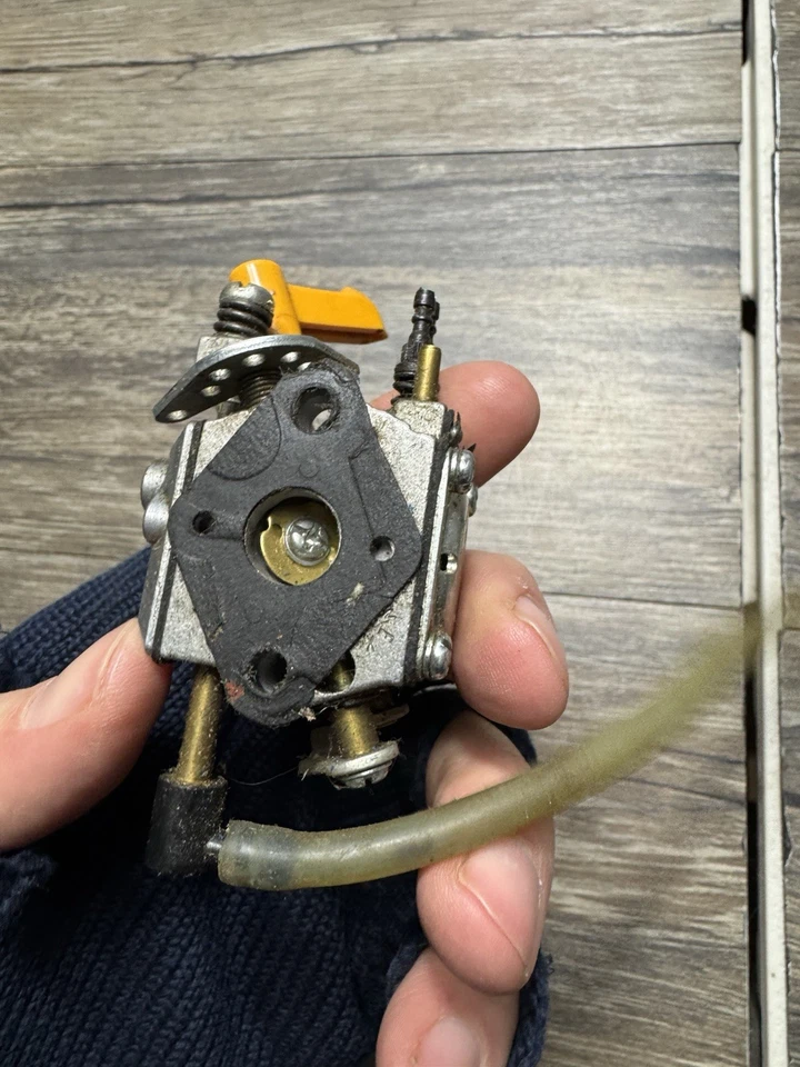 Carburador Solo 230083510 Walbro WT 456 Foto 3 de 4