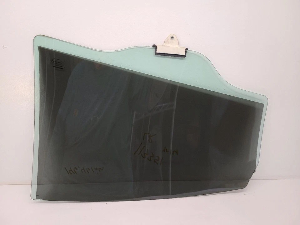 13-16 DODGE DART Driver Left Rear LH Door Glass 68082405AB Foto 4 de 4