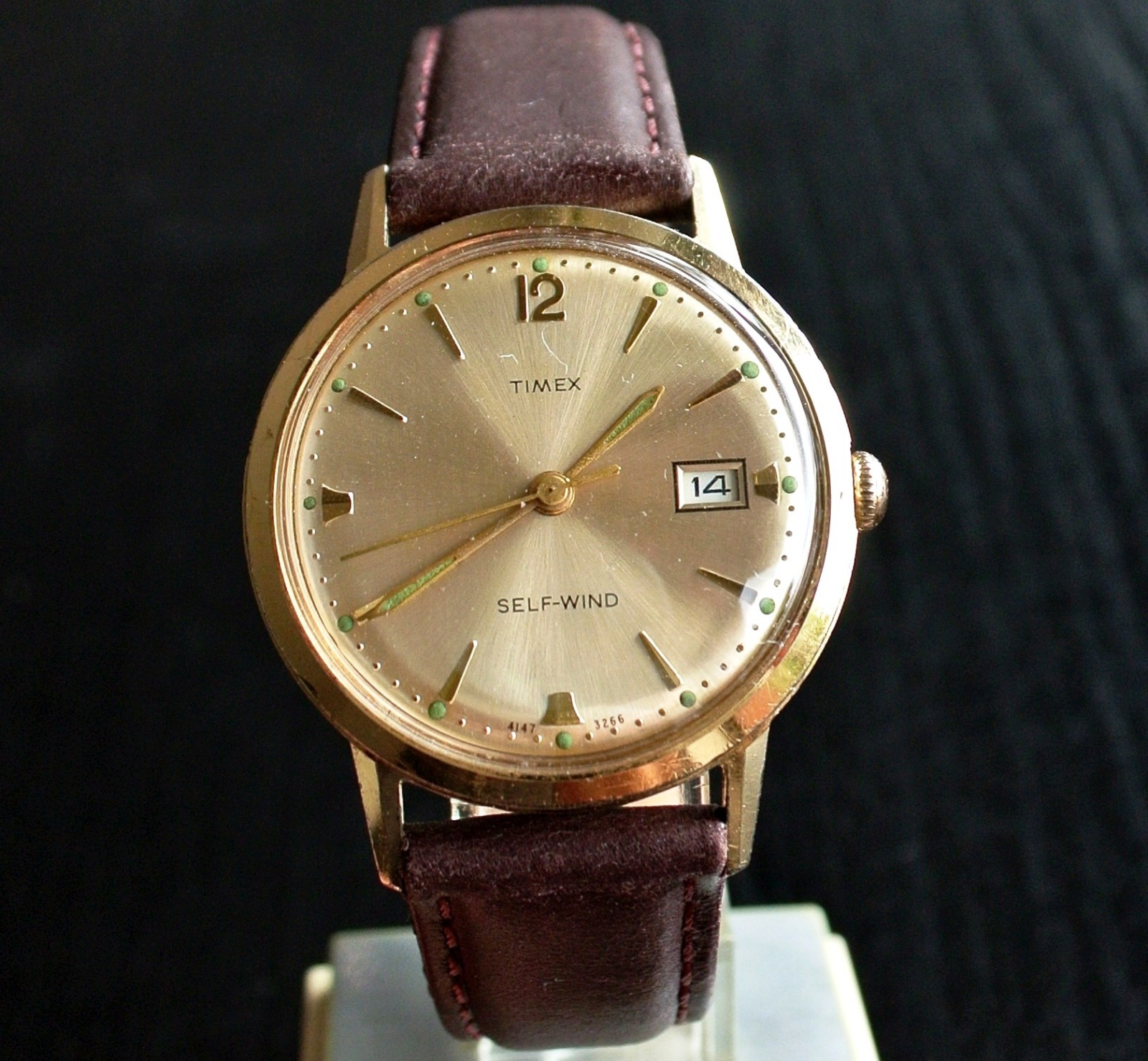 VINTAGE TIMEX 1966 DATE AUTOMATIC MECHANICAL SELF… - image 2