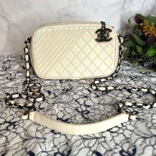 Chanel Off White Chevron Quilted Camera Case Chain Shoulder Crossbody Bag RHW