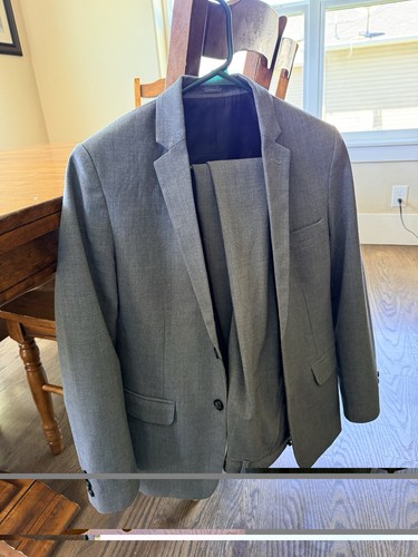 Big Boy’s Van Heusen 2 Piece Suit Gray Jacket & Pants Size 16 FLEX