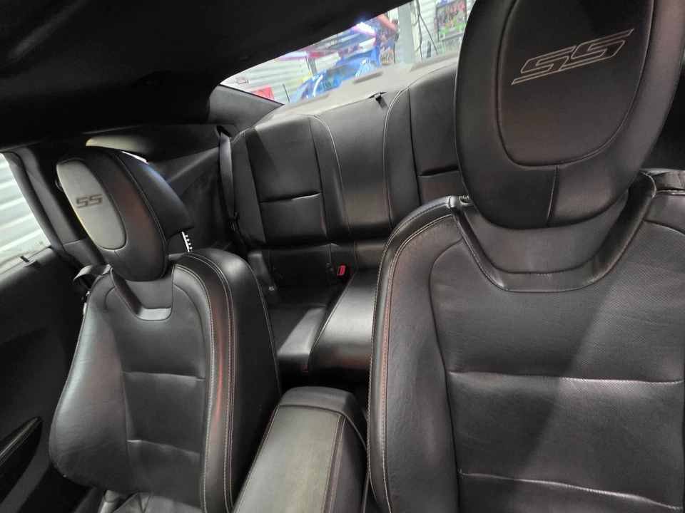2011 Chevrolet Camaro 2SS - Image 3 of 4