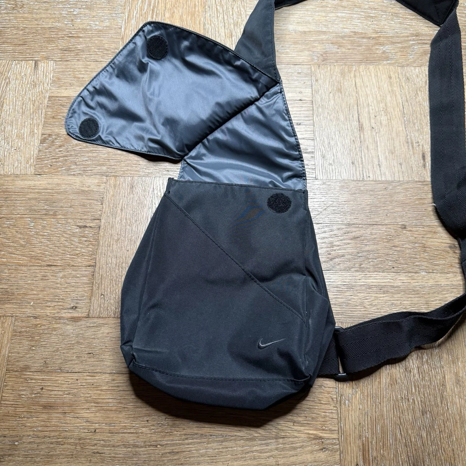 Vintage Nike Sling Bag One Strap Y2K 90s Backpack - Image 3 of 4