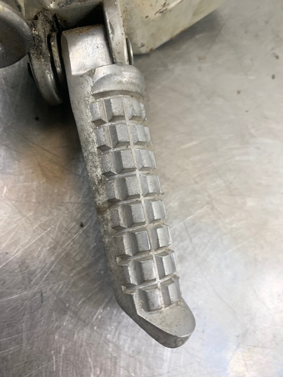 Kawasaki ZX-6 ZX6 ZX600 ZX600E 94 1994 Right Rear Footpeg Foot Peg