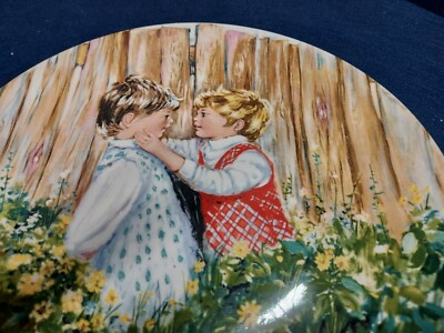 1981 Wedgewood Queens Ware Collector's Plate 