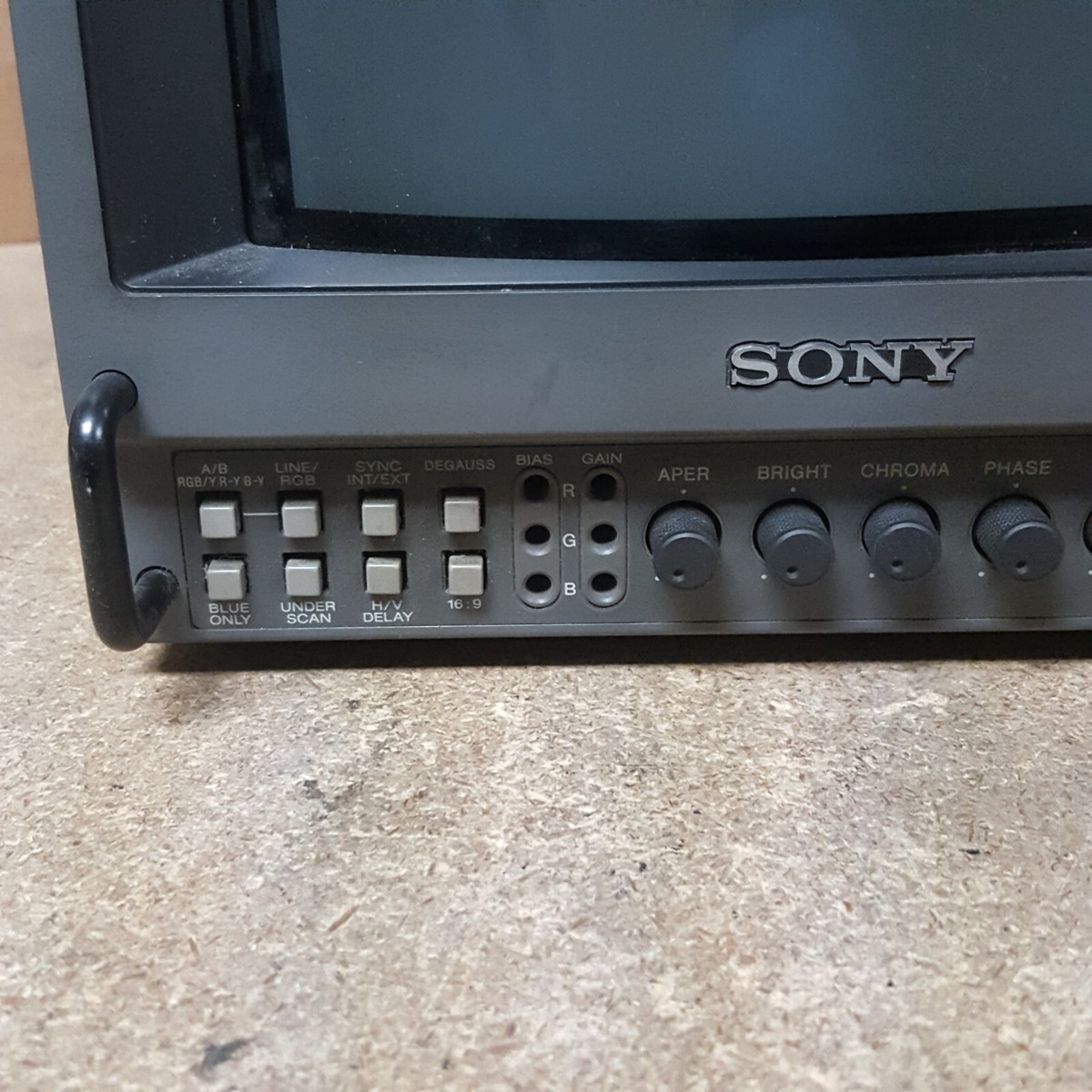 Sony Trinitron PVM-8045Q 8 Sony Trinitron PVM-8045Q 8