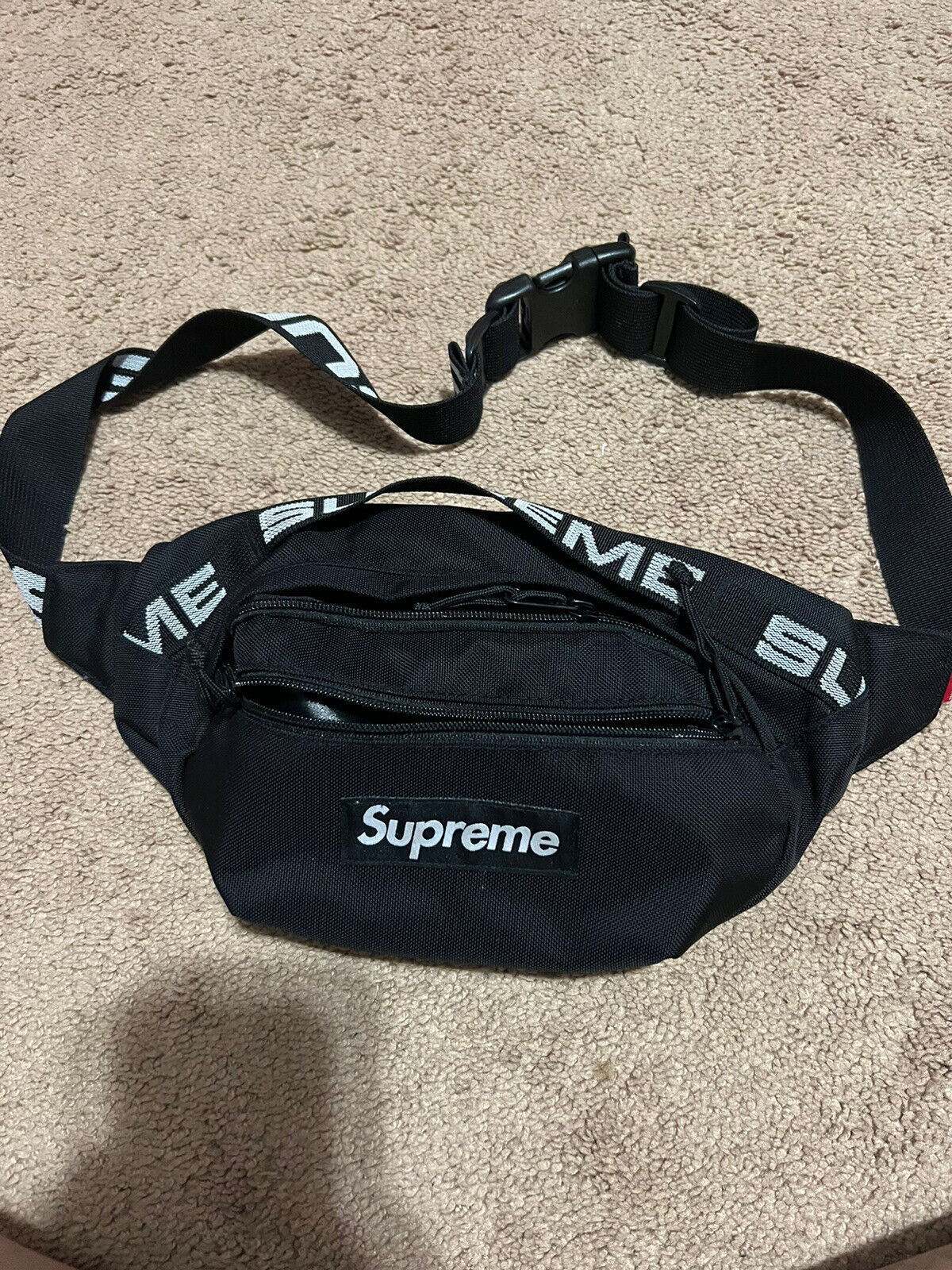 Supreme Waist Bag SS18 Black Fanny Pack.
