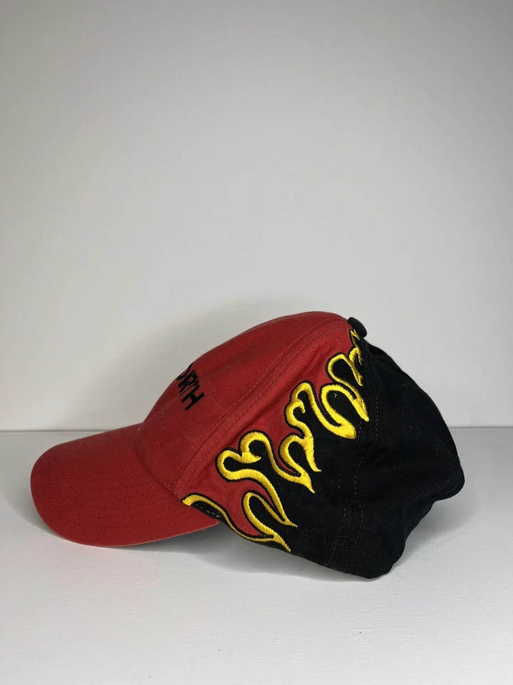 Gorra de béisbol Kenworth usada roja con llamas en los laterales Foto 2 de 4