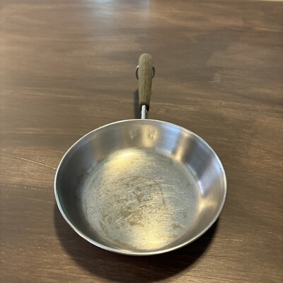 Vintage 1801 Revere Ware 7 inch Skillet Frying Pan Copper Bottom USA 