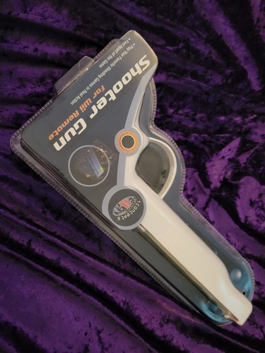 NEW - SHOOTER GUN FOR the WII REMOTE # Wii-103 by iConcepts Game Fury Sakara Int - Picture 2 of 8
