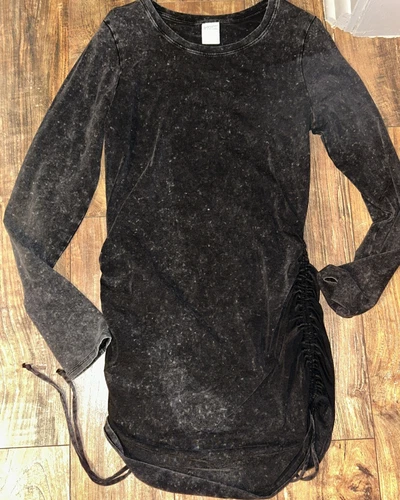 UNDERCOVER Abito Victorias Secret rosa lati increspati manica lunga tinta unita grigio lavaggio taglia large