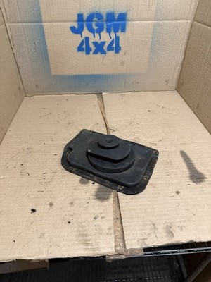Land Rover Discovery One Diff Lock Linkage Gator Cover