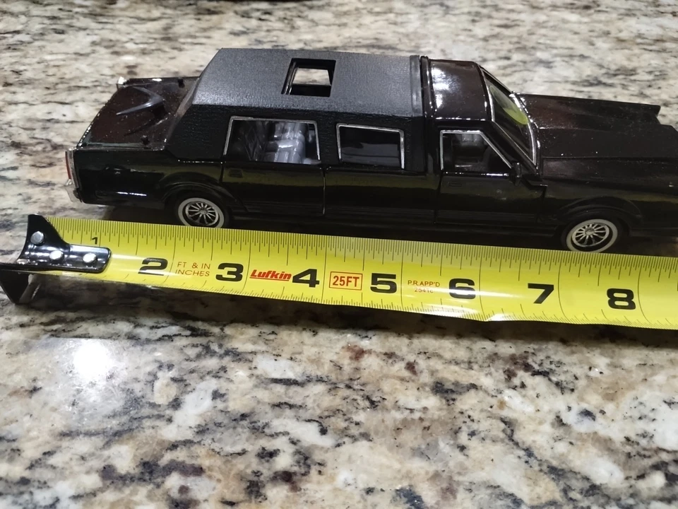 SUNNYSIDE Lot Of 6 LINCOLN STRETCH LIMOUSINE - 1980s ERA DIECAST 9" Long - Image 2 of 4