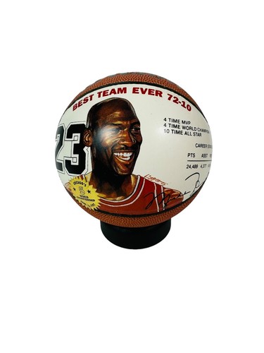 MICHAEL JORDAN VINTAGE 1997 BEST TEAM 72-10 WILSON MINI-BASKETBALL