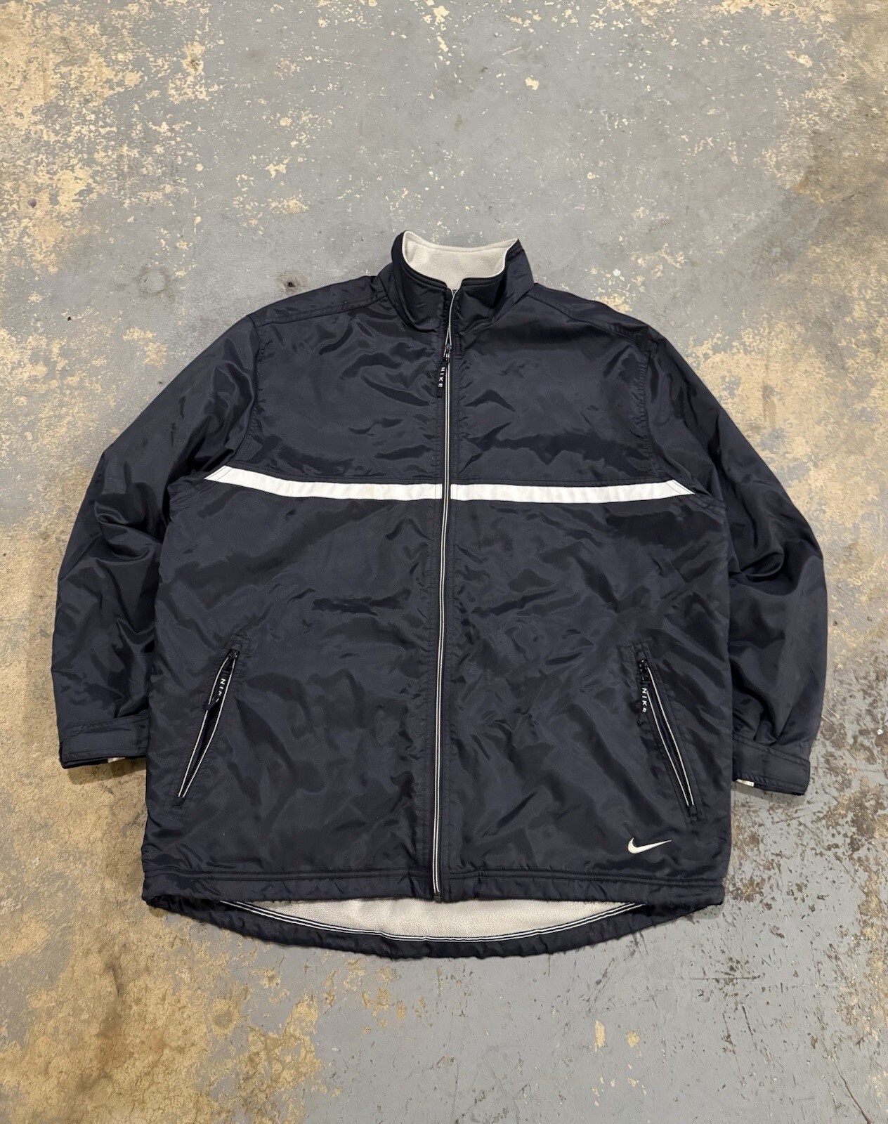 Vintage 90’s Black Nike Y2K Grunge Insulated Zip Up Jacket Coat-Size XL