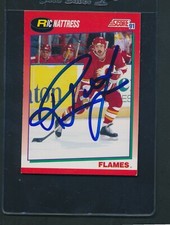 1991/92 Score #249 Ric Nattress Flames Signed Auto *E7836