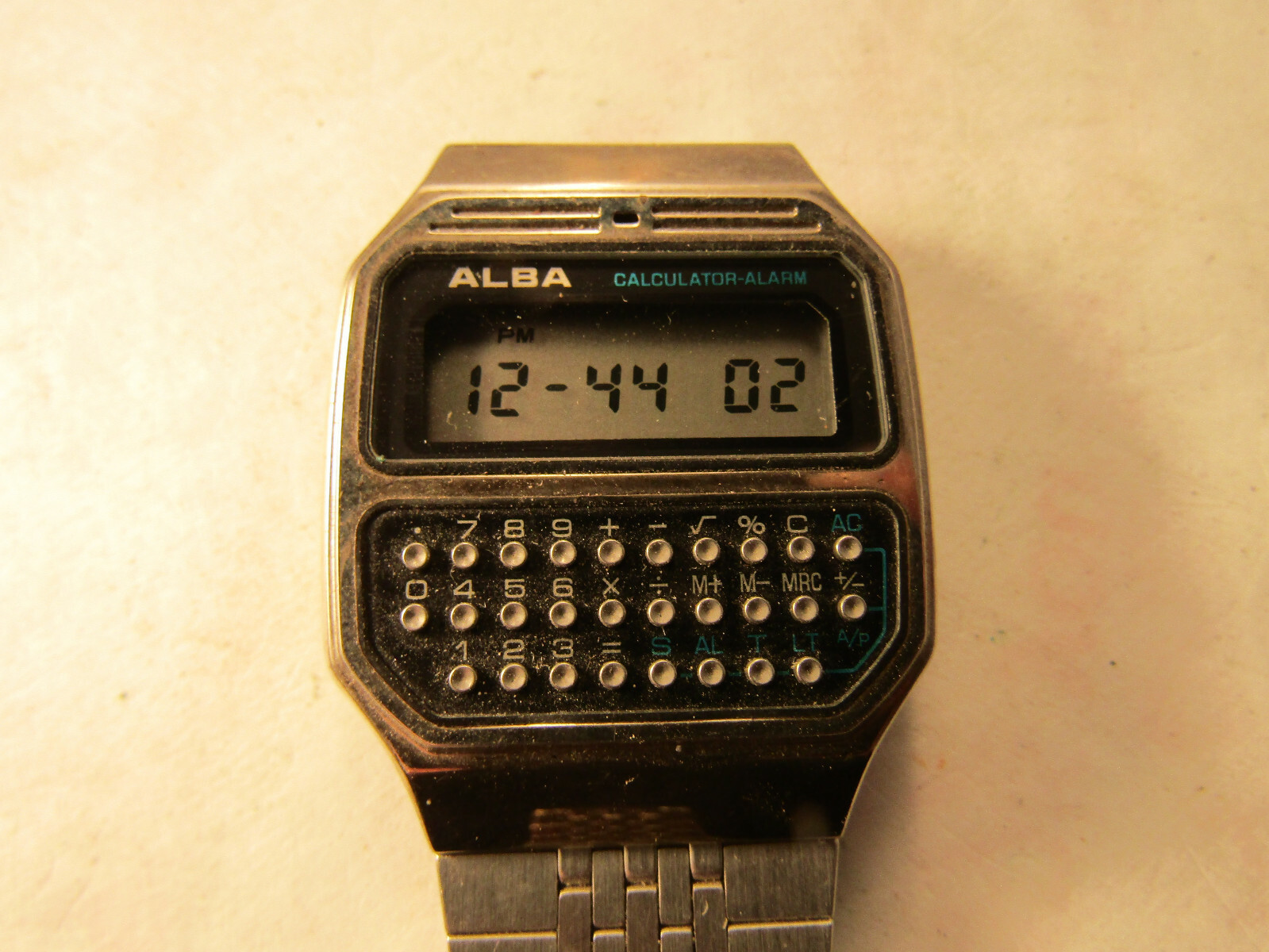 alba calculator watch