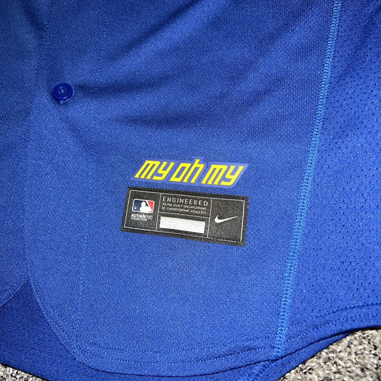 Picture 3 of 11