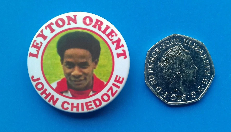LEYTON ORIENT  BADGES 1980 SQUAD X12  38mm in size  - Image 2 of 2