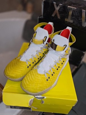 Size 11 - HFR x Nike LeBron 16 Harlem Stage **RARE**