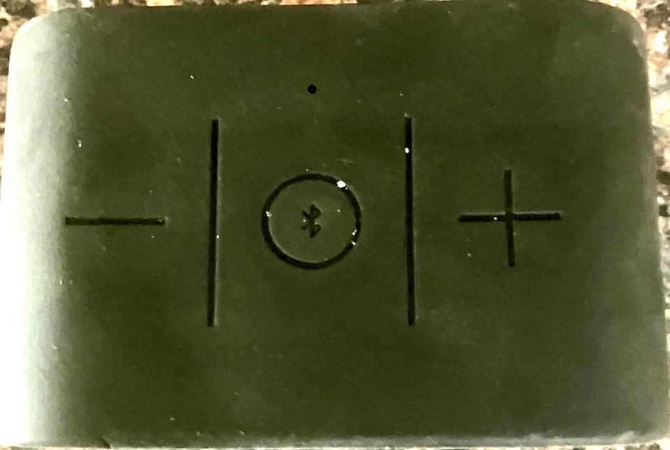 Altavoz Bluetooth Inalámbrico UE Mini Boom - Negro - PROBADO - con Cable de Carga Foto 2 de 4