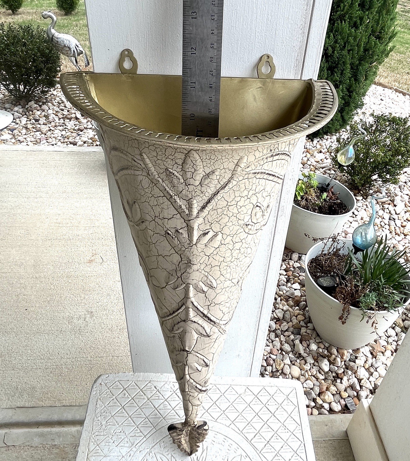 French Country Distressed Wall Pocket Vase Sconce Home Decor Cream Vtg Decor