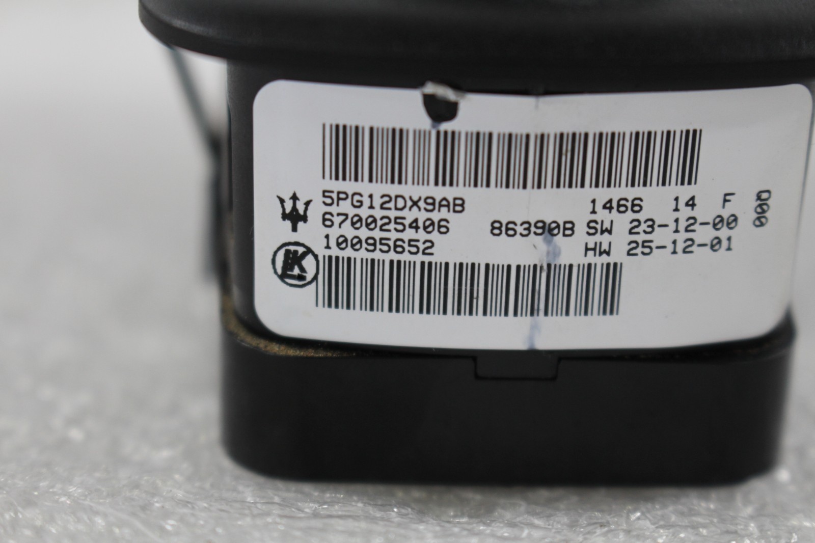 Maserati Ghibli, Quattroporte, LH, Left Front Door Switch, Used, P/N 670025406