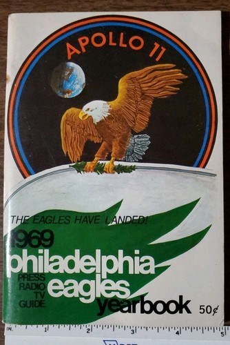 1969 Philadelphia Eagles Media Guide NFL Yearbook Apollo 11 - Picture 1 of 3