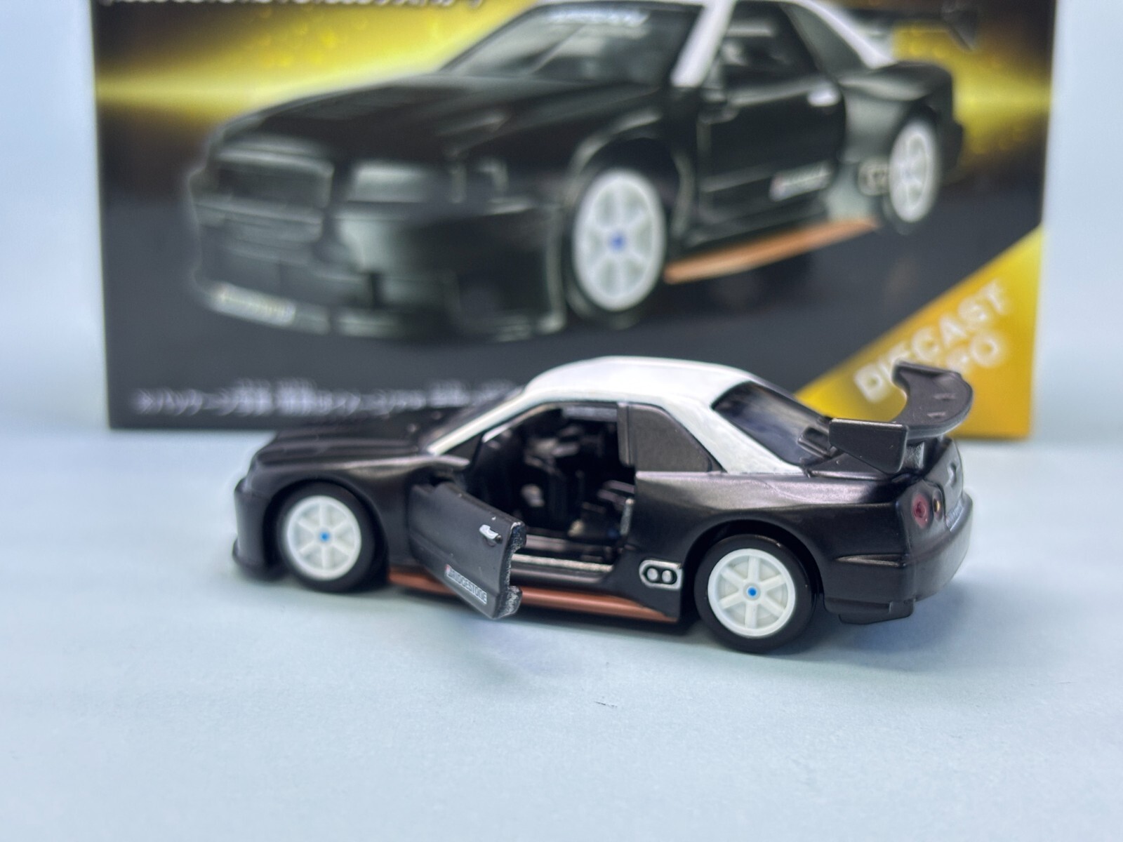 Picture 6 of 9
