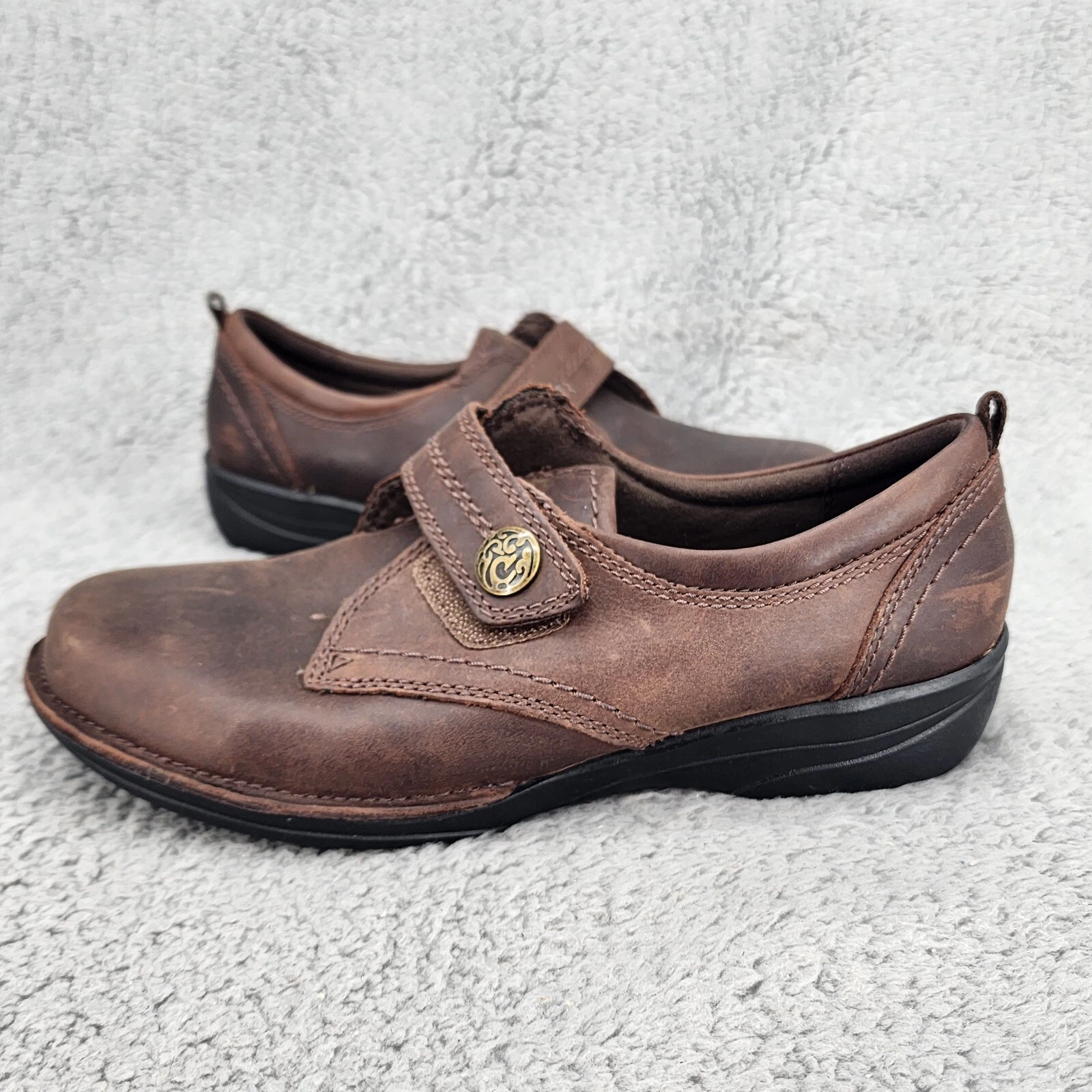 Mocassini donna Clarks taglia 8 M pelle marrone scarpe comode lavoro Oxford casual