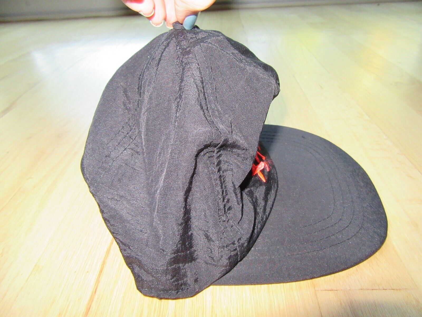 15B/RAYBAN RAY BAN NYLON CAP/HAT/BLACK + RED/ADJU… - image 3