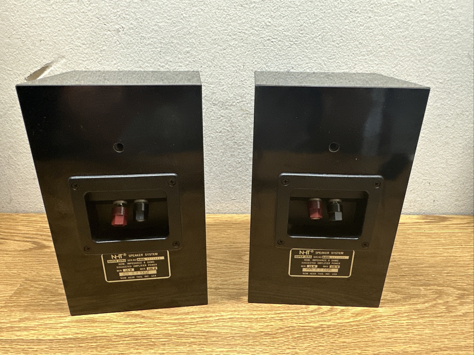 Vtg NHT Speaker System SuperZero Bookshelf Speakers (Pair) Now Hear