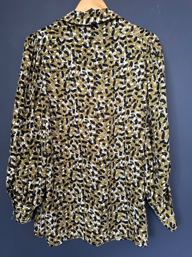 Gorgeous Topshop Blouse with Puff Sleeves, size 10, Excellent Condition - Picture 2 of 7