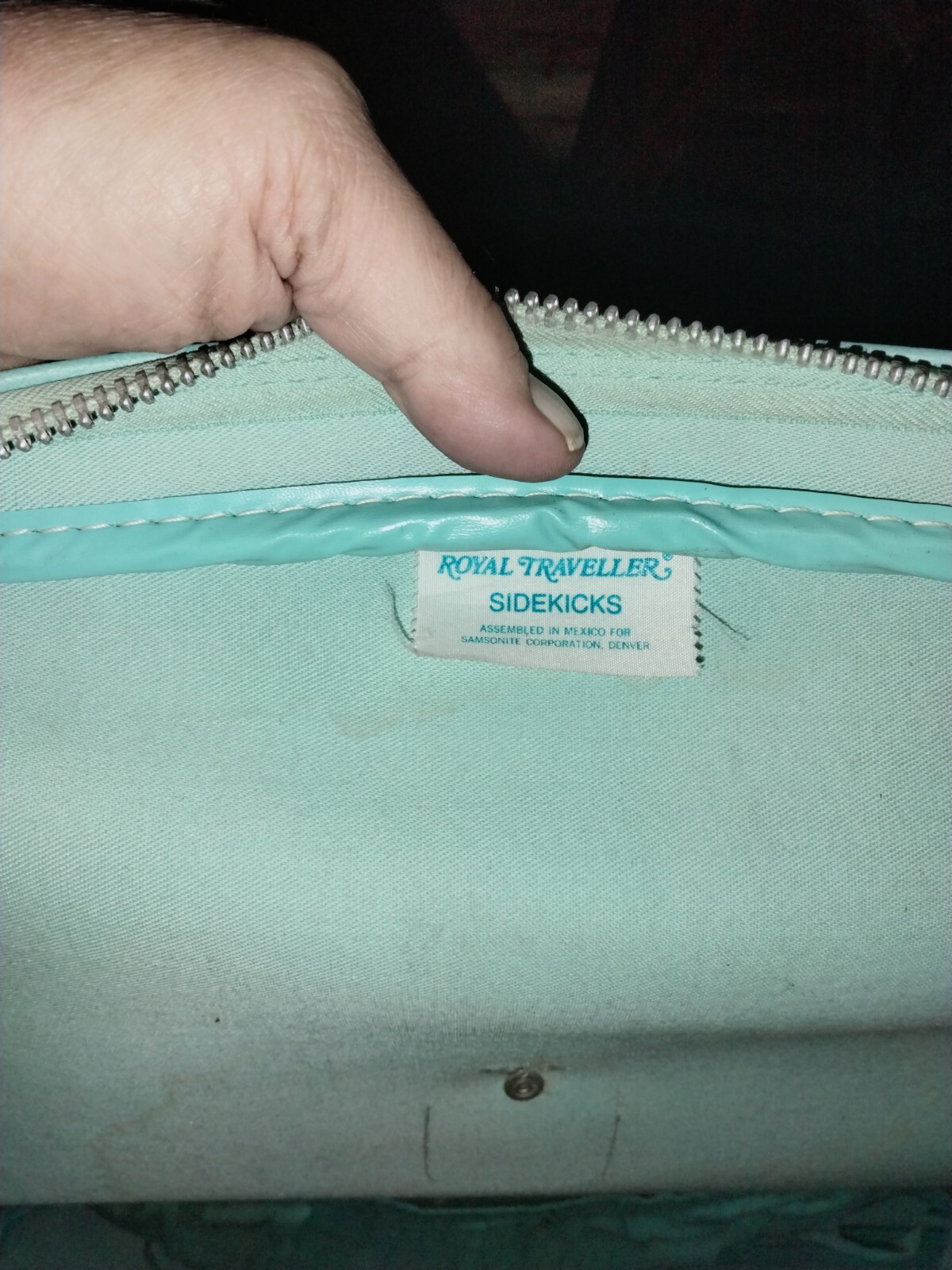 suitcase 30 inch soft sides  Samsonite Royal Traveller Sidekick-image