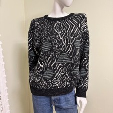 Black and white 80s or 90s vintage sweater