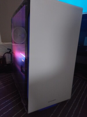 R5 3600, RTX 3070, 32GB RAM,  M.2 SSD 512GB