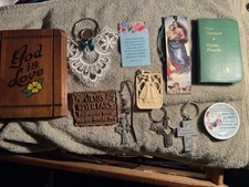 Lot Of 12 Religious Items. Wooded Plaque, pocket New Testament,2 Keychains, More