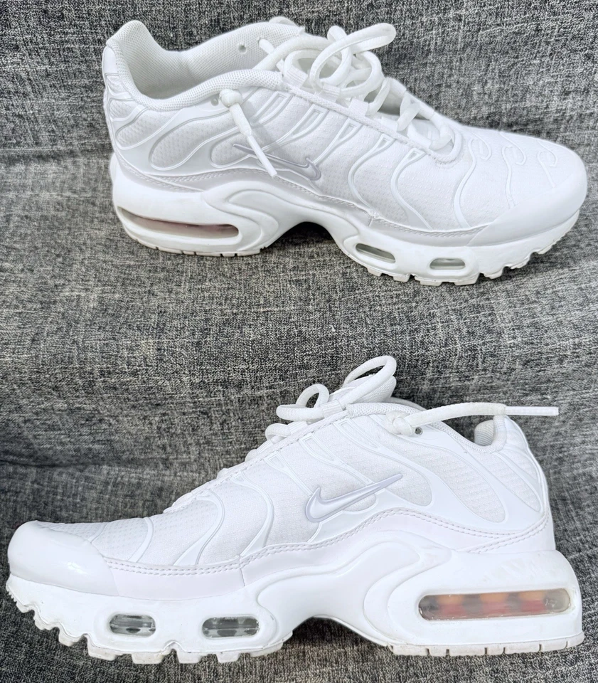 Nike Air Max Plus TN Juvenil Talla 4.5Y Mujer 7 EE. UU. Blanco Tenis Zapatos para Correr Foto 2 de 3