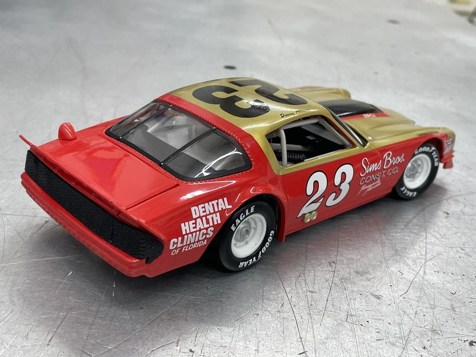 Davey Allison #23 Sims Bros. Construction 1981 Camaro 1/24 NASCAR Die-Cast - Image 4 of 4